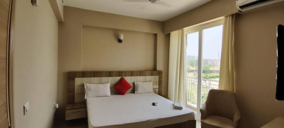 Dubey Homestay - 500 Meter From Temple Vrindāvan 外观 照片